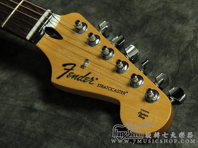 Special Edition Standard HSS Stratocaster Swirl headstock