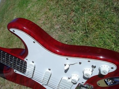 Set Neck Stratocaster Body Side