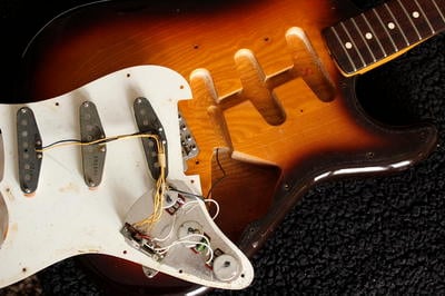 '62 Vintage Stratocaster "Squier Series" under the hood