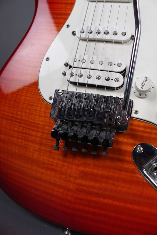 Standard Stratocaster Plus Top with Locking Tremolo bridge