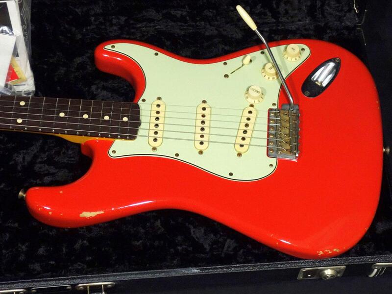 Limited Edition 1960's Stratocaster Relic Fiesta Red body