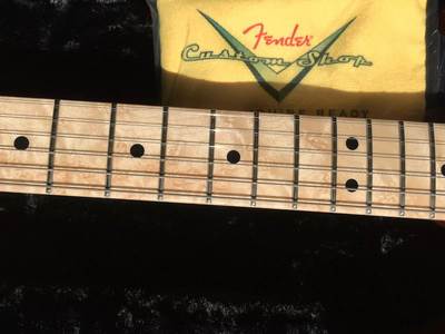 2014 Custom Deluxe Stratocaster fretboard