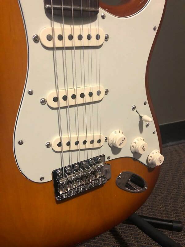American Performer Stratocaster Detail