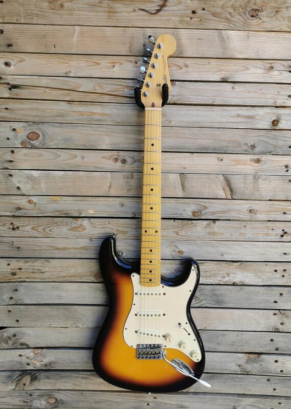 Fender Japan Stratocaster ST-43 - エレキギター