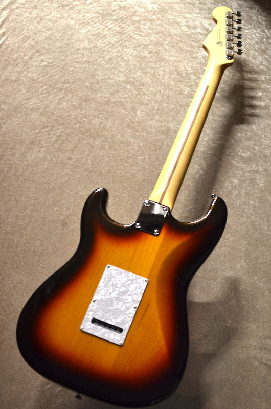 Made in Japan Hybrid II Stratocaster Sunburst