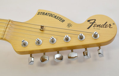 Limited 1969 Stratocaster Relic reverse headstock