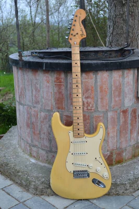 1972 Stratocaster front