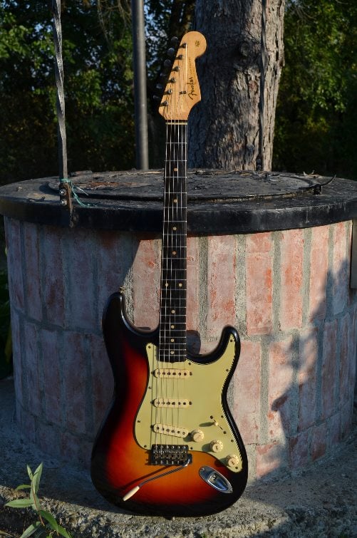 1962 Stratocaster front