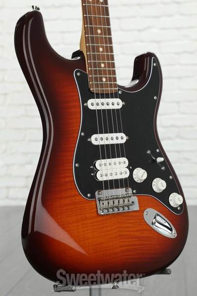 Player Stratocaster HSS Plus Top body side