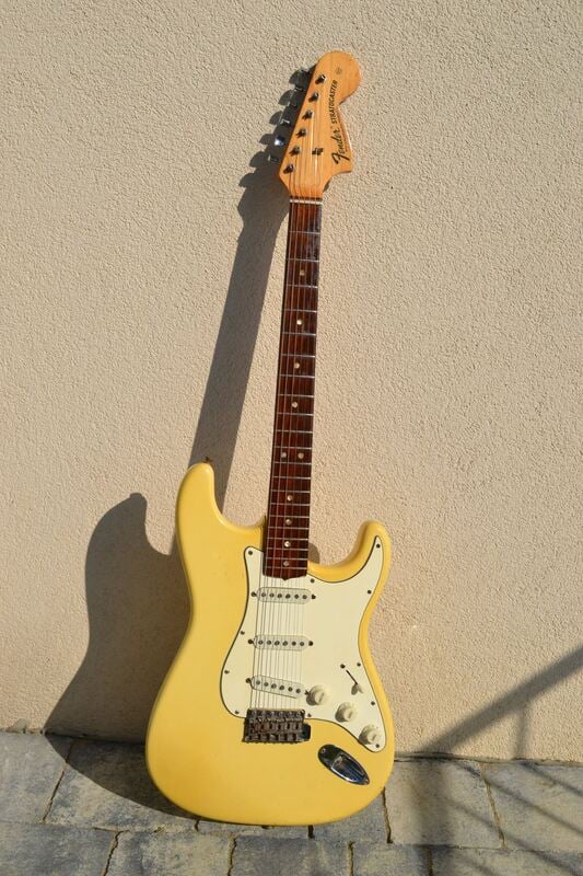1969 Stratocaster front