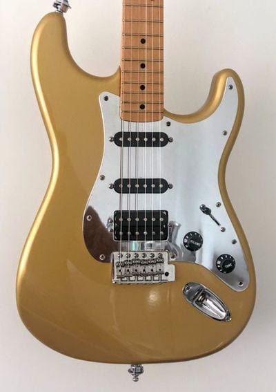 Gold Sister stratocaster Body front