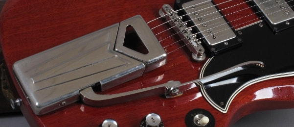 Il nuovo vibrato della Gibson, SG Style Les Paul Standard del 1961 (Courtesy of Guitar Point)