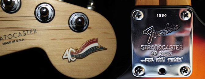 La medaglietta ed il neck plate commemorativo delle Stratocaster regular del 1994