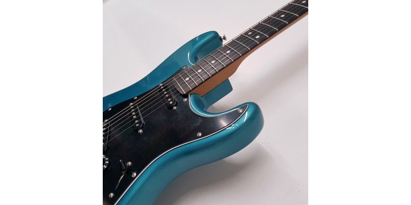 American Ash Stratocaster Ocean Turquoise Pickguard