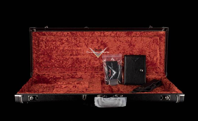 64 Strat Journeyman Relic Stratocaster Case Open