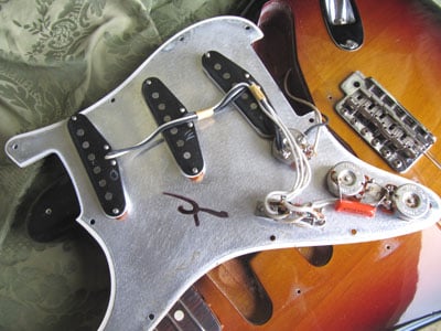 '62 Vintage Stratocaster Under the Hood