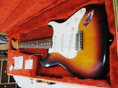 '62 Vintage Stratocaster front