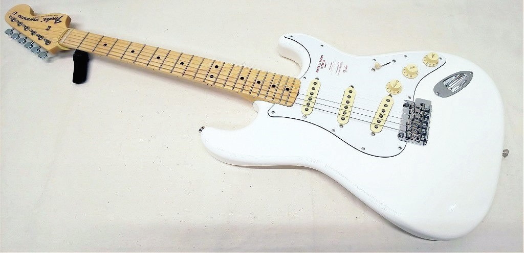 Made in Japan Hybrid '68 Stratocaster