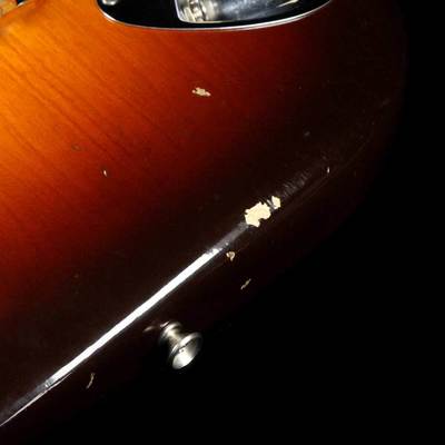 Limited Edition Journeyman Relic '57 Stratocaster strap button