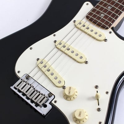 Stratocaster Pro (2009/10 model) pickguard