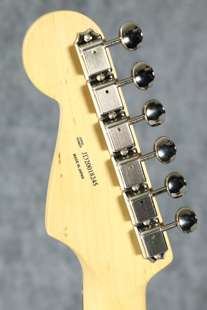 Made in Japan Hybrid '60s Stratocaster