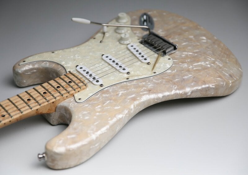 Limited Ed. Moto Stratocaster body side uppper