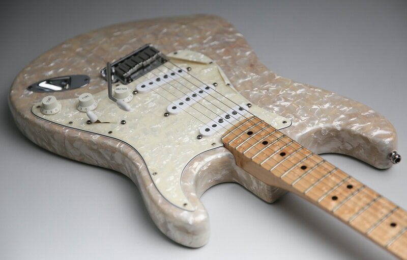 Limited Ed. Moto Stratocaster body side up
