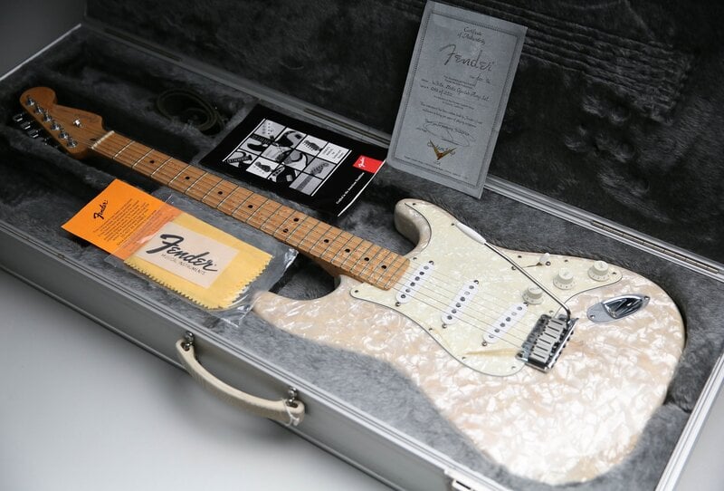 Limited Ed. Moto Stratocaster with case