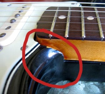 After 1954 the neck pocked had a rounded edge (in the picture: 1963 Stratocaster)