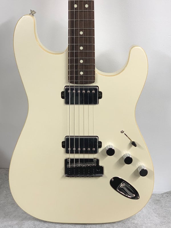 Made in Japan Modern Stratocaster HH Olympic Pearl