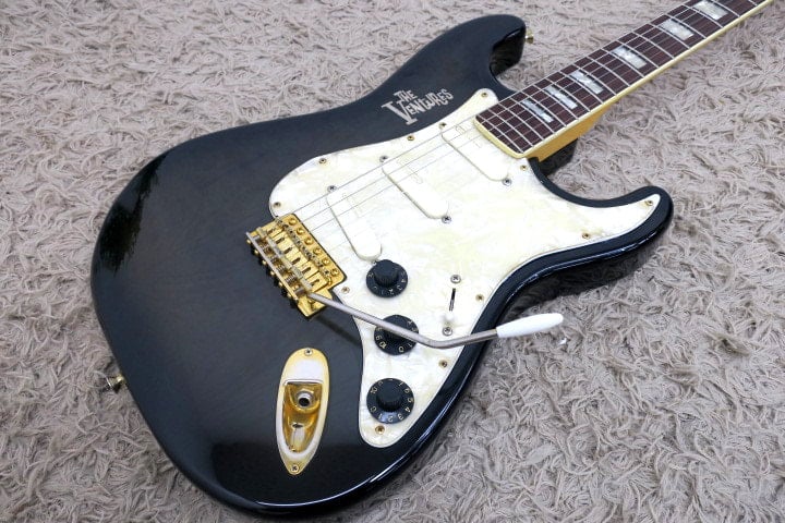 Ventures stratocaster Body front