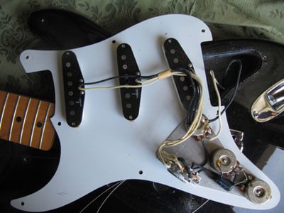 '57 Vintage Stratocaster Under the Hood