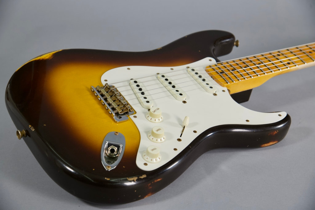 Limited Edition Fat '50s Strat Relic body side