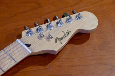 Lite Ash Stratocaster