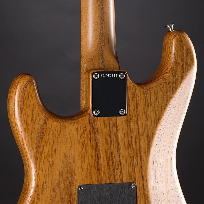 
56 AVRI Roasted Ash Stratocaster Neck Plate