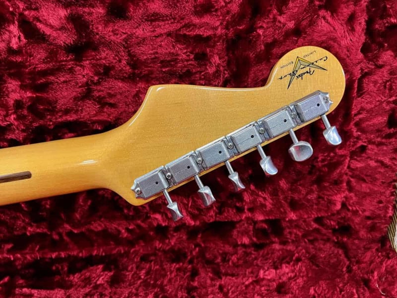 Limited Edition 70th Anniversary 1954 Stratocaster Deluxe Closet Classic