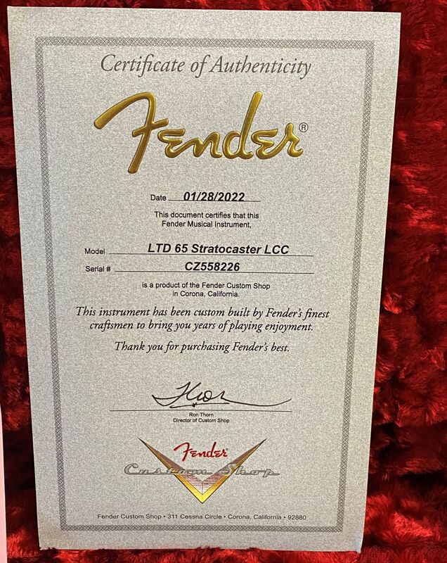 65 DLX Closet Classic stratocaster Certificate