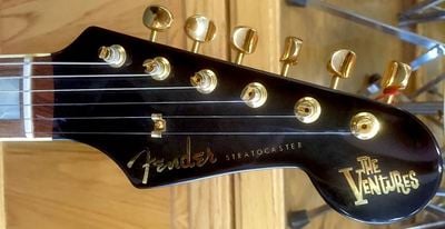 Ventures stratocaster Headstock front
