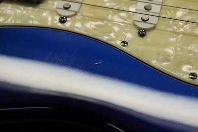 Bonnie Raitt stratocaster Detail