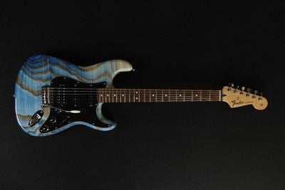 Special Edition Standard HSS Stratocaster Swirl