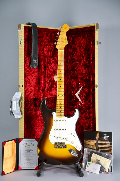Limited Edition Fat '50s Strat Relic case