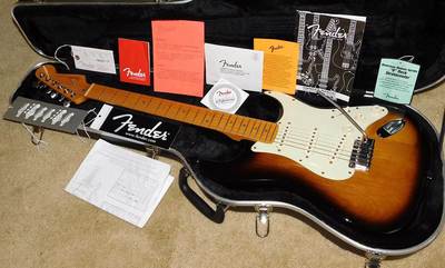 American Deluxe Stratocaster V Neck Case