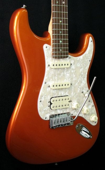 American Deluxe Stratocaster HSS locking tremolo Body front