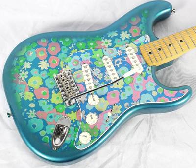 Classic Series Blue Flower Paisley Stratocaster slanted body