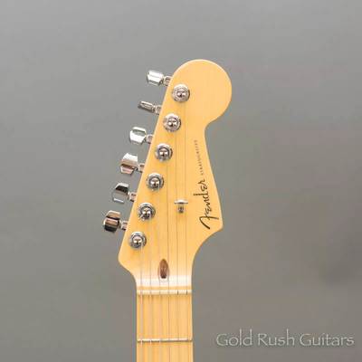 American Deluxe Stratocaster Headstock front