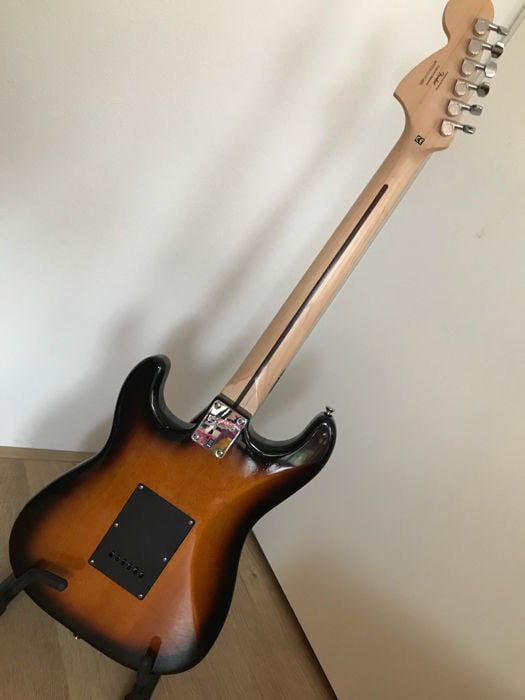 Squier Affinity Strat HSS made in Indonesia