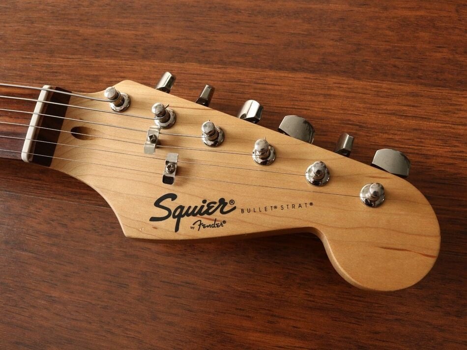 Squier Bullet Strat with Tremolo made in China