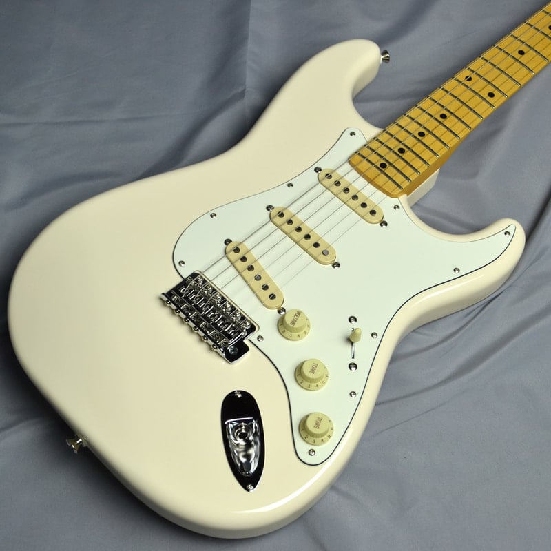 JV Modified '60s stratocaster Body front