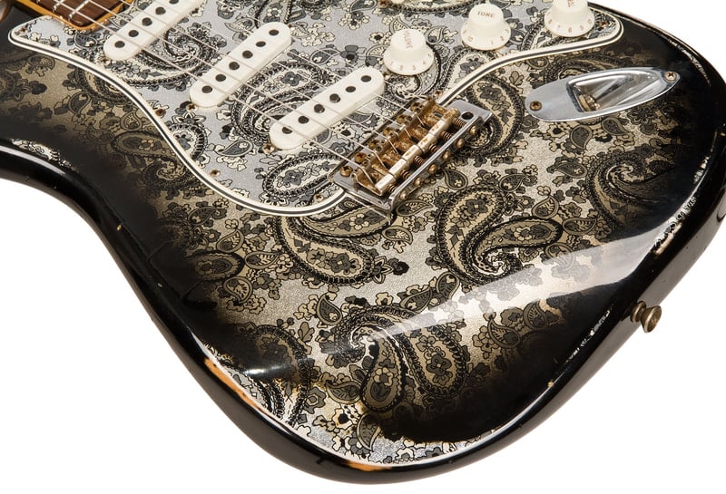 Limited '69 Black Paisley Stratocaster Relic front contour