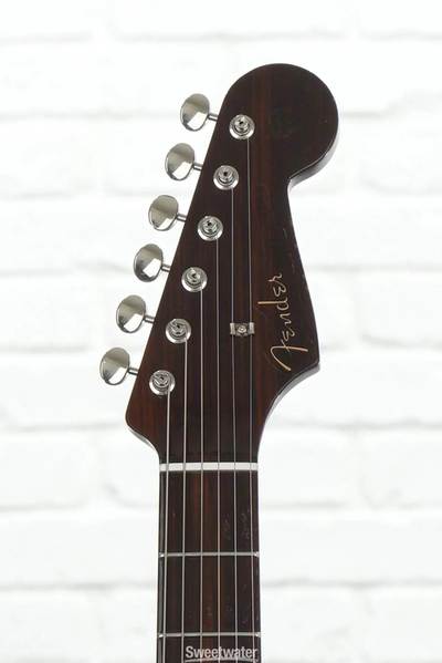 Limited Edition Journeyman Relic '57 Stratocaster headstock